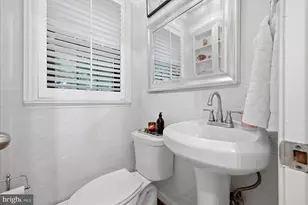 710 Live Oak Dr, McLean, VA 22101 - Photo 29