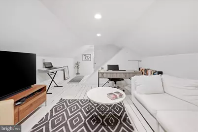 710 Live Oak Drive, McLean, VA 22101 - Photo 41
