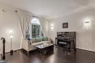 8134 Boss St, Vienna, VA 22182 - Photo 3