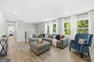 1811 Cranberry Ln, Reston, VA 20191 - Photo 3