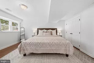 1811 Cranberry Ln, Reston, VA 20191 - Photo 25