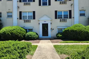 Farrington, Alexandria, VA 22303 - Photo 1