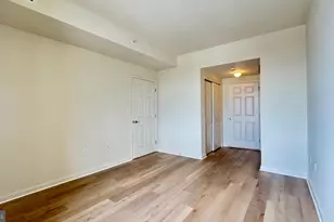 2726 Gallows Rd, Vienna, VA 22180 - Photo 15