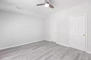 1318 Garden Wall Cir, Reston, VA 20194 - Photo 15