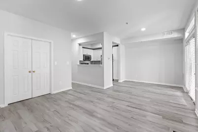 1318 Garden Wall Circle #213, Reston, VA 20194 - Photo 5