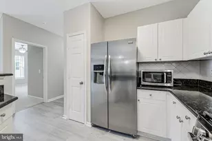 11355 Aristotle Dr, Fairfax, VA 22030 - Photo 17