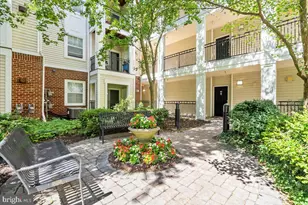 12913 Centre Park Cir, Herndon, VA 20171 - Photo 27