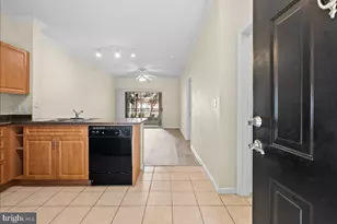 12913 Centre Park Cir, Herndon, VA 20171 - Photo 3