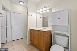 12913 Centre Park Cir, Herndon, VA 20171 - Photo 13