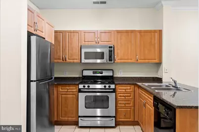 12913 Centre Park Circle #103, Herndon, VA 20171 - Photo 5