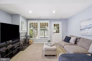 6526 Skylemar Trail, Centreville, VA 20121 - Photo 29