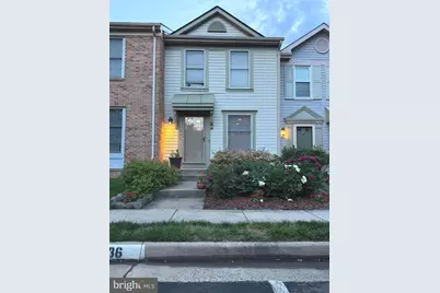 6526 Skylemar Trail, Centreville, VA 20121 - Photo 3