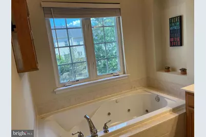 12579 Royal Wolf Place, Fairfax, VA 22030 - Photo 11