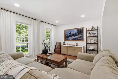 2412 Rosedown Drive, Reston, VA 20191 - Photo 7
