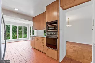 6534 Jay Miller Dr, Falls Church, VA 22041 - Photo 13
