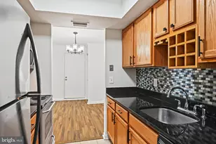 14905 Rydell Rd, Centreville, VA 20121 - Photo 1