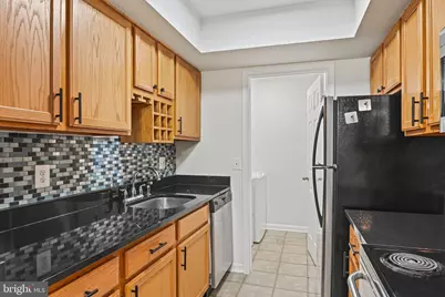 14905 Rydell Road #202, Centreville, VA 20121 - Photo 3