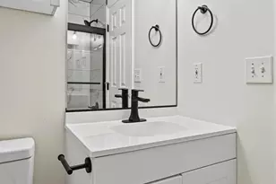 14905 Rydell Rd, Centreville, VA 20121 - Photo 11