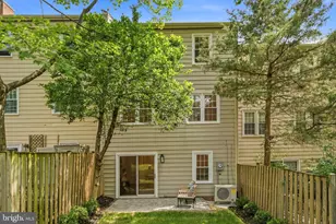 9963 Longford Ct, Vienna, VA 22181 - Photo 41