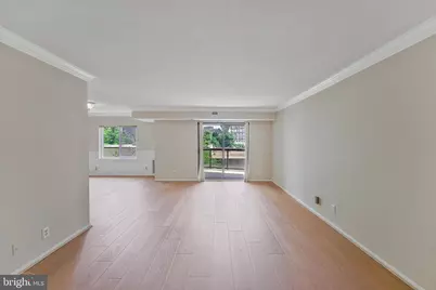 8360 Greensboro Drive #208, McLean, VA 22102 - Photo 11