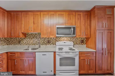 8360 Greensboro Drive #208, McLean, VA 22102 - Photo 21