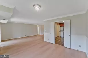 8360 Greensboro Dr, McLean, VA 22102 - Photo 17