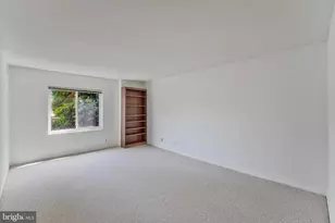 8360 Greensboro Dr, McLean, VA 22102 - Photo 39