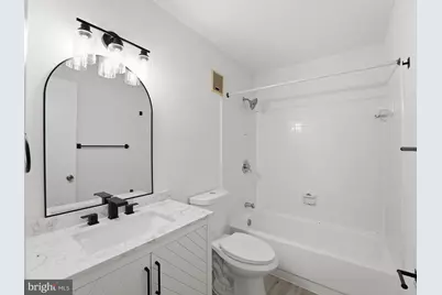 10120 Oakton Terrace Road, Oakton, VA 22124 - Photo 11