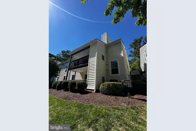 10120 Oakton Terrace Road, Oakton, VA 22124 - Photo 1