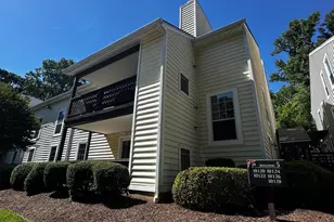 10120 Oakton Terrace Rd, Oakton, VA 22124 - Photo 1