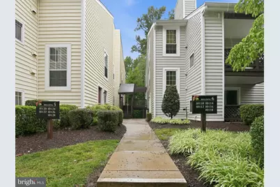 10120 Oakton Terrace Road, Oakton, VA 22124 - Photo 1
