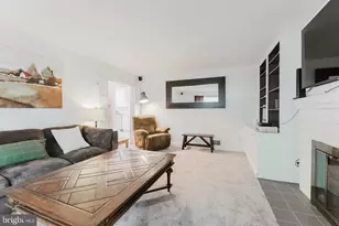 9023 Windflower Ln, Annandale, VA 22003 - Photo 13