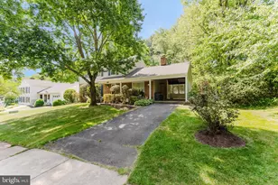 9023 Windflower Ln, Annandale, VA 22003 - Photo 31