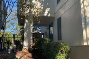 1823 N Shore Ct, Reston, VA 20190 - Photo 1