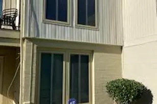 1823 N Shore Ct, Reston, VA 20190 - Photo 5