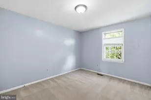 6012 Crown Royal Cir, Alexandria, VA 22310 - Photo 15
