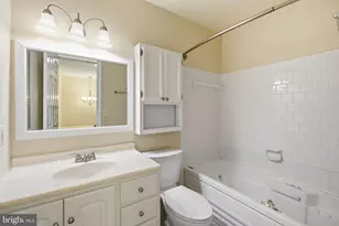 6012 Crown Royal Cir, Alexandria, VA 22310 - Photo 19
