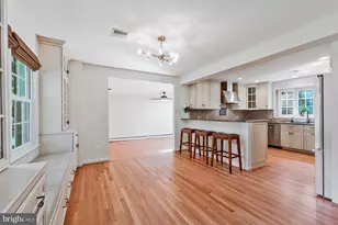 12005 Wayland St, Oakton, VA 22124 - Photo 9