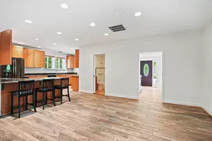 7712 Dolly Dr, Lorton, VA 22079 - Photo 17