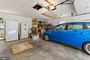 10142 Marshall Pond Rd, Burke, VA 22015 - Photo 21