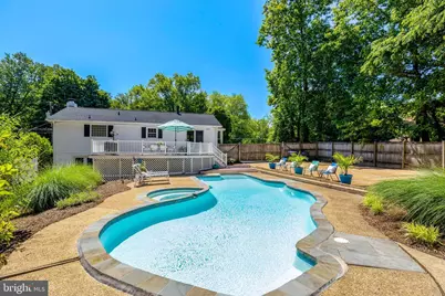 12006 Wayland Street, Oakton, VA 22124 - Photo 9