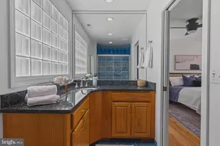 12006 Wayland St, Oakton, VA 22124 - Photo 17