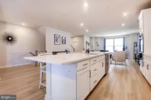 2127 Glacier Rd, Herndon, VA 20170 - Photo 9