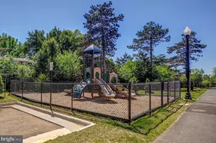 2127 Glacier Rd, Herndon, VA 20170 - Photo 47