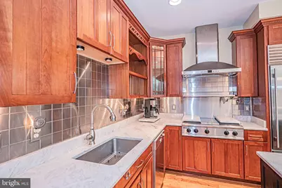 5448 Edsall Ridge Place, Alexandria, VA 22312 - Photo 9