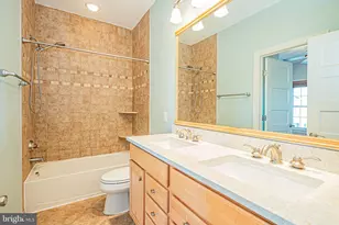 5448 Edsall Ridge Pl, Alexandria, VA 22312 - Photo 33