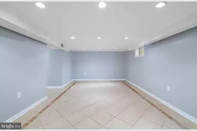 7222 Wayne Drive, Annandale, VA 22003 - Photo 27