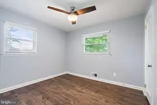 7222 Wayne Dr, Annandale, VA 22003 - Photo 15