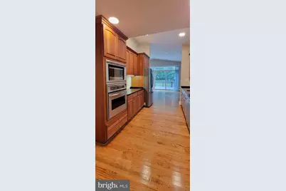 8325 Westchester Drive, Vienna, VA 22182 - Photo 11