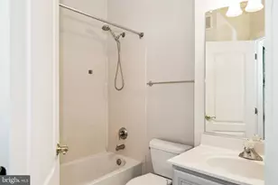 7489 Carriage Hills Dr, McLean, VA 22102 - Photo 19
